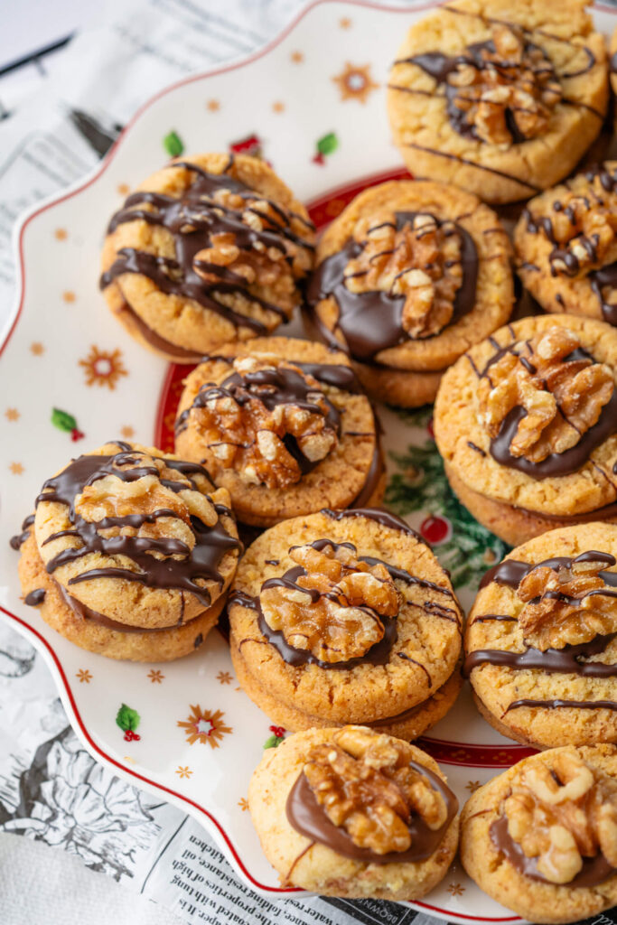 Walnusstaler mit Nougat