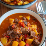 Gulasch mit Kartoffeln