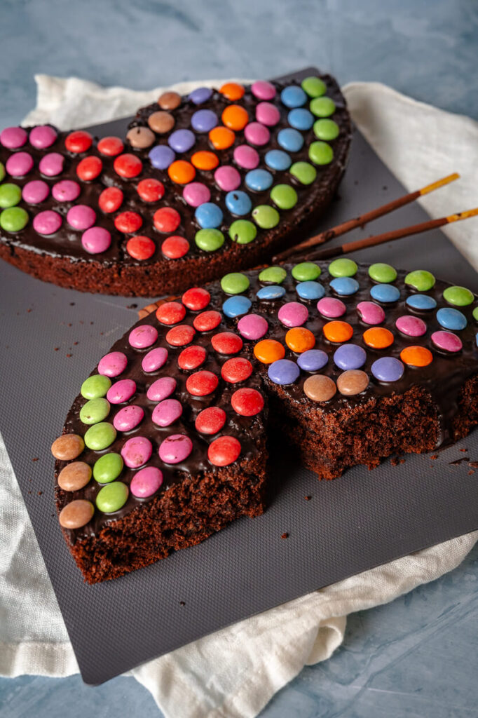Schmetterlings-Schokokuchen mit Smarties