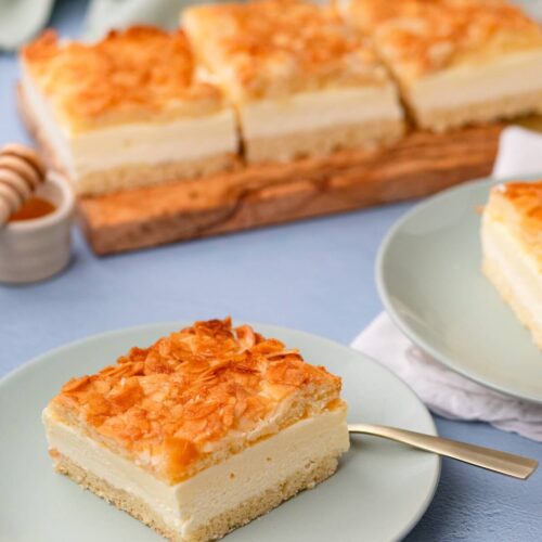 Bienenstich nach Omas Rezept – saftig und cremig