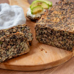 Korn-an-Korn-Brot – saftiges Vollkornbrot mit Kernen und Samen