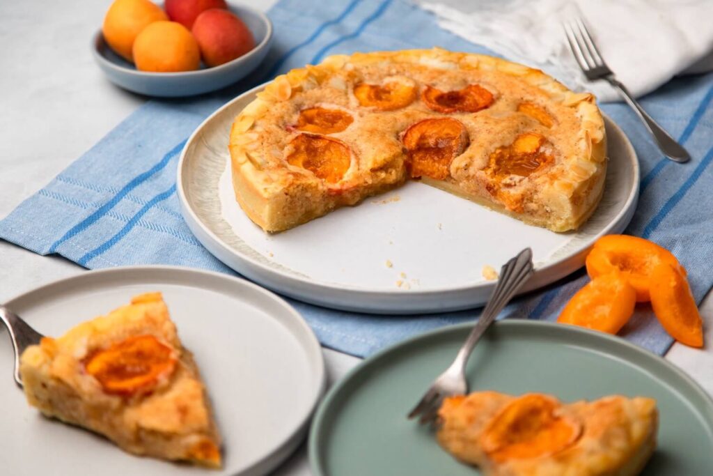 Aprikosen Tarte mit Mürbeteig & Mandelcreme